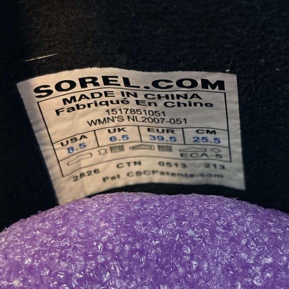 Sorel Winter Boots - Picture 8 of 8